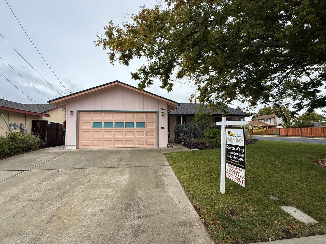 4074 Drake Way - Photo 2 of 30