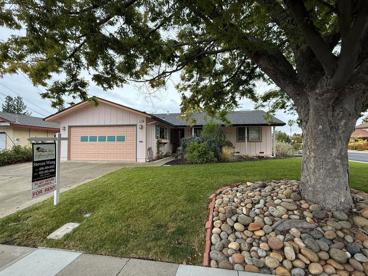 4074 Drake Way - Photo 3 of 30