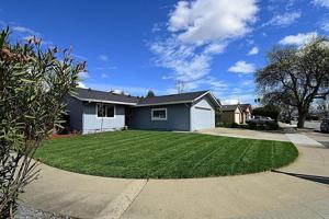 featured image of 1829 Lencar Way