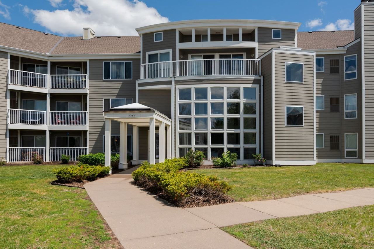 Bristol Village Apartments - Photo 3 of 50