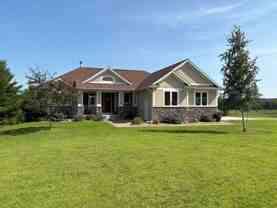 220 Meadow Woods Dr - Photo 1 of 1
