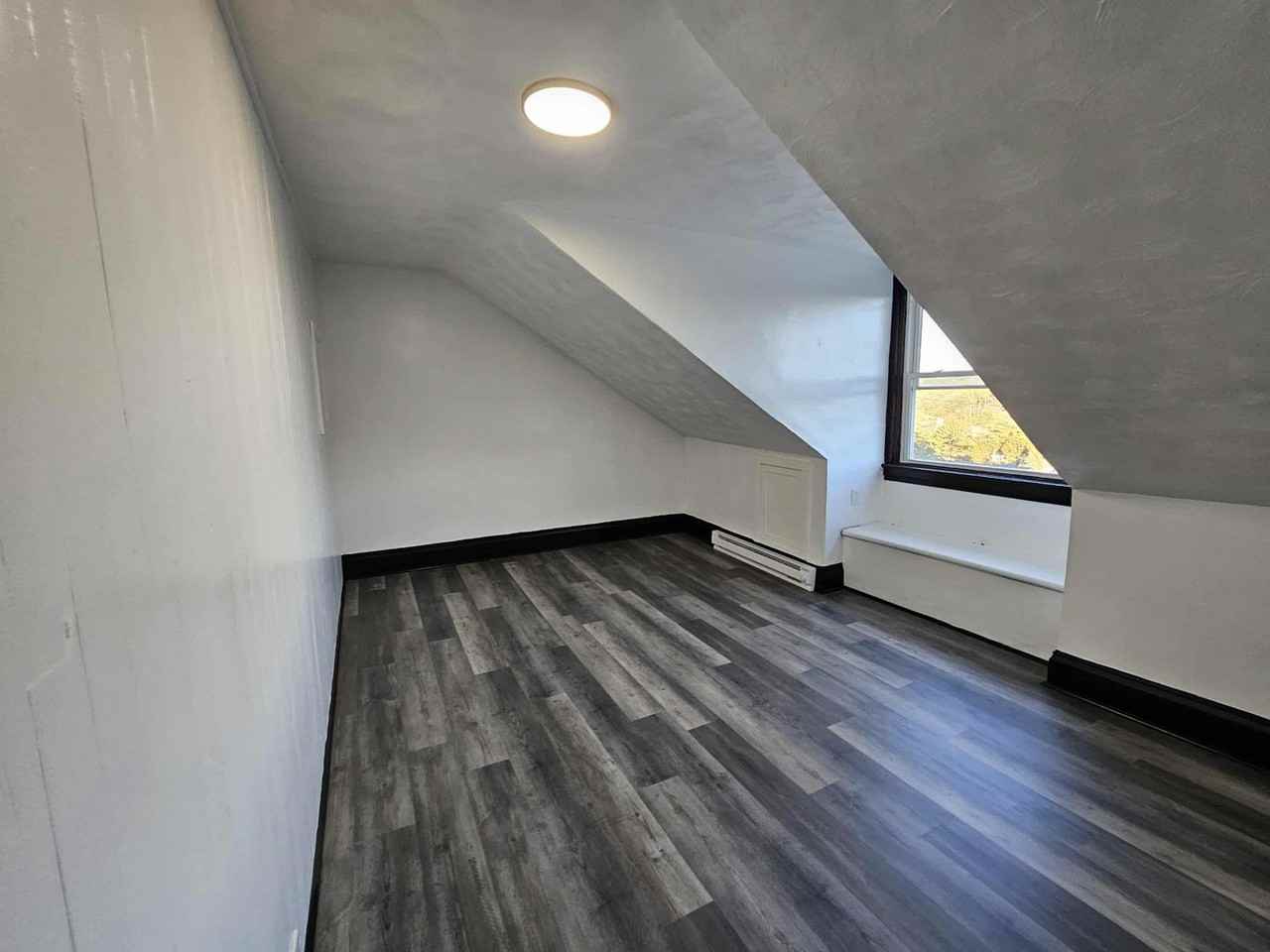 913 Obrien St - Photo 2 of 24