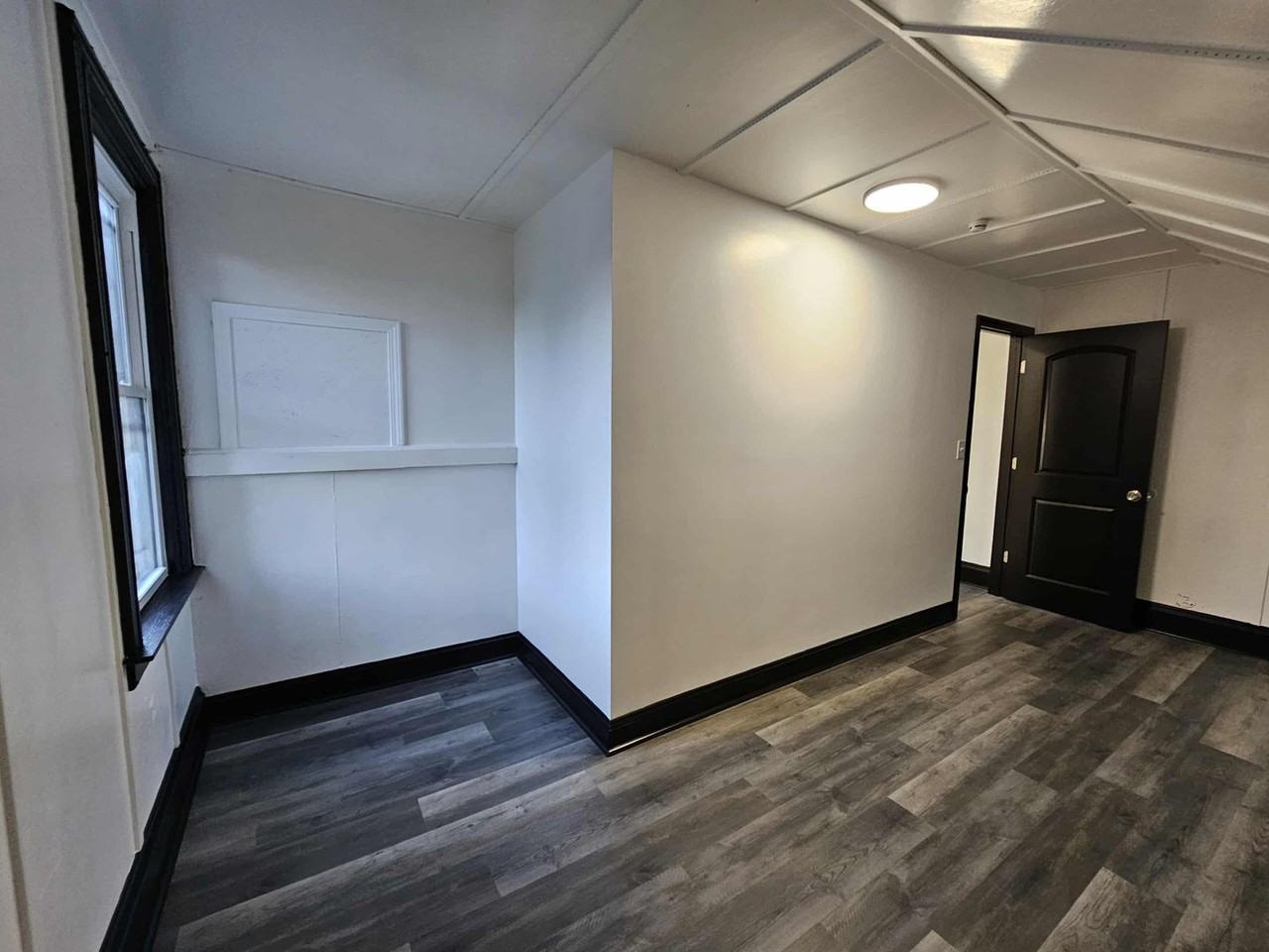 913 Obrien St - Photo 3 of 24