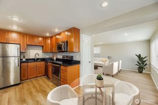 9042 Wallingford Ave N - Photo 1 of 1