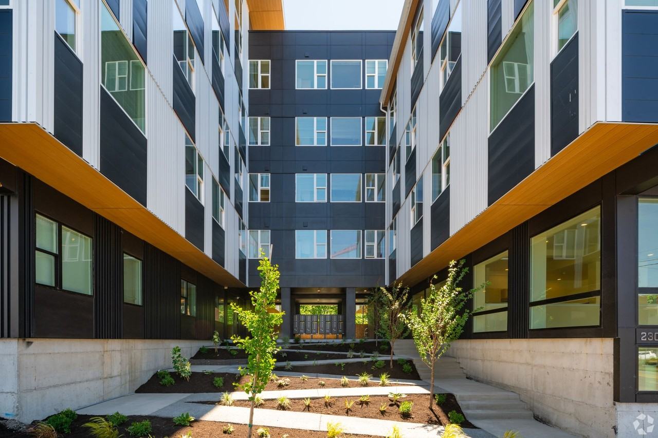 Genoa Apodment Homes | Central District - Photo 2 of 20