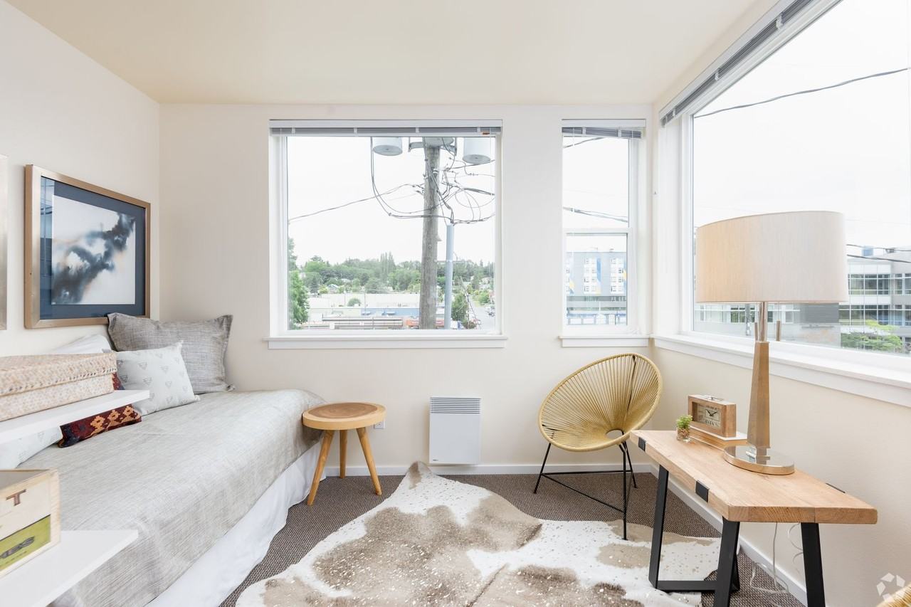 Genoa Apodment Homes | Central District - Photo 7 of 20