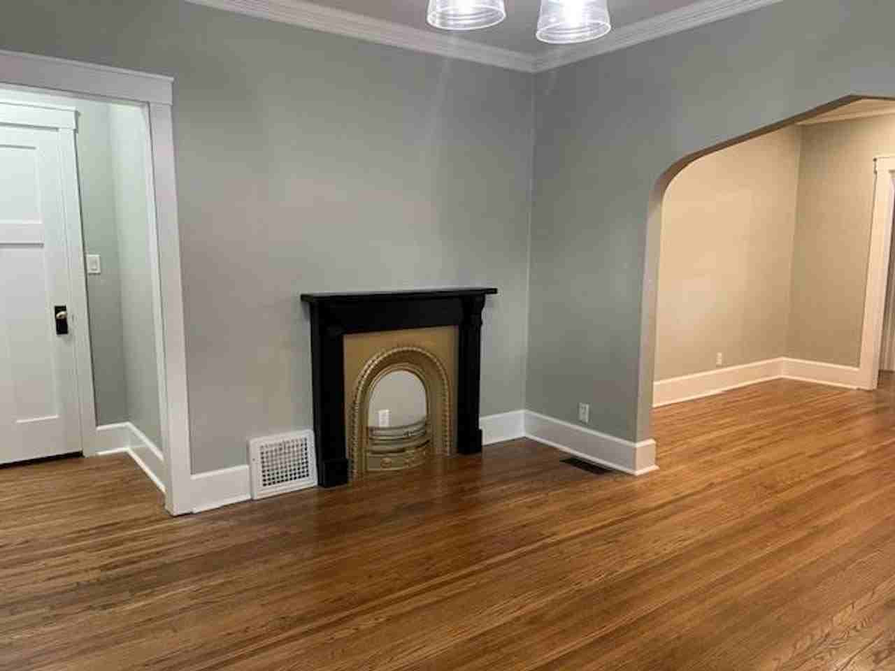 429 Dawson Ave - Photo 3 of 20