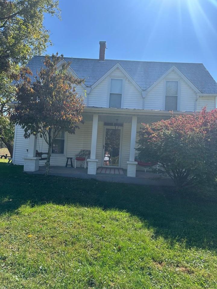 19427 Saturn Dr - Photo 3 of 34