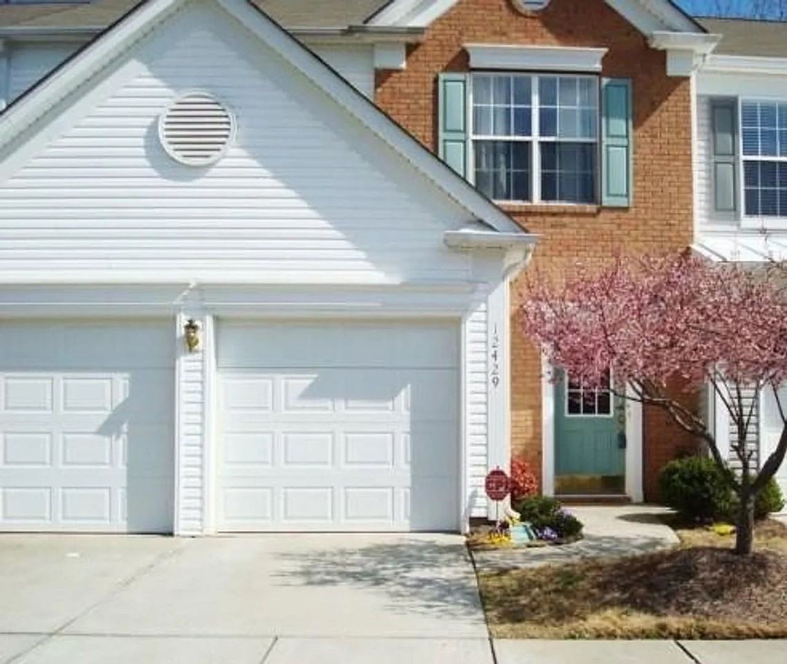 12429 Dunford Street - Photo 5 of 16