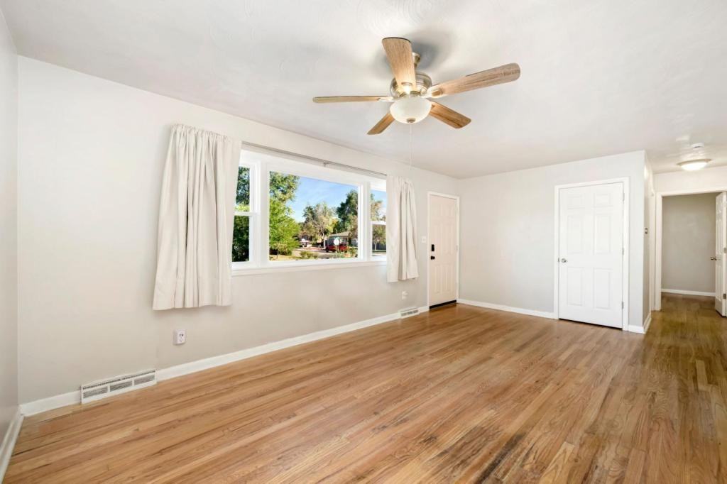 467 26th Ave - Photo 5 of 15