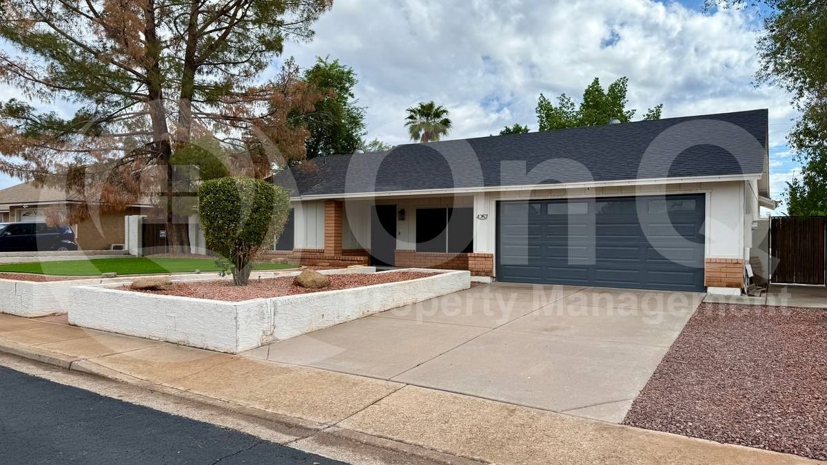 4257 E Dover St - Photo 2 of 10