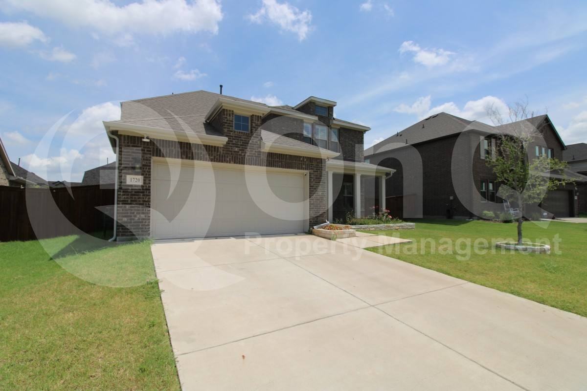 1720 Pegasus Drive - Photo 2 of 10