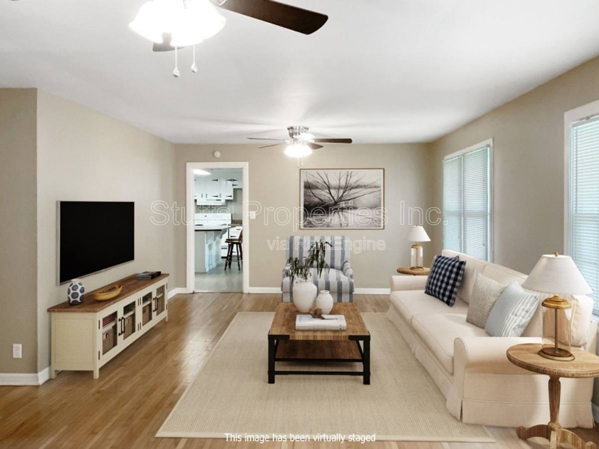 1020 Atlanta St - Photo 2 of 10