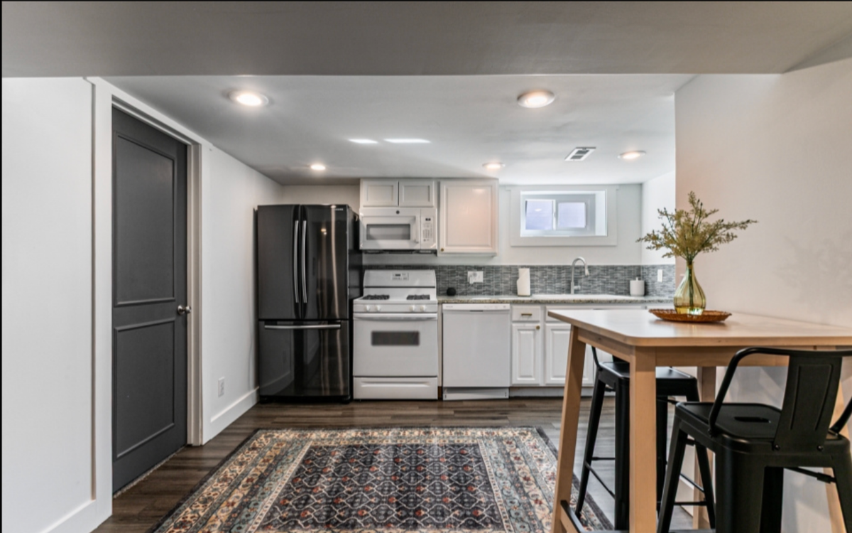 1108 N 1500 W - Photo 3 of 12