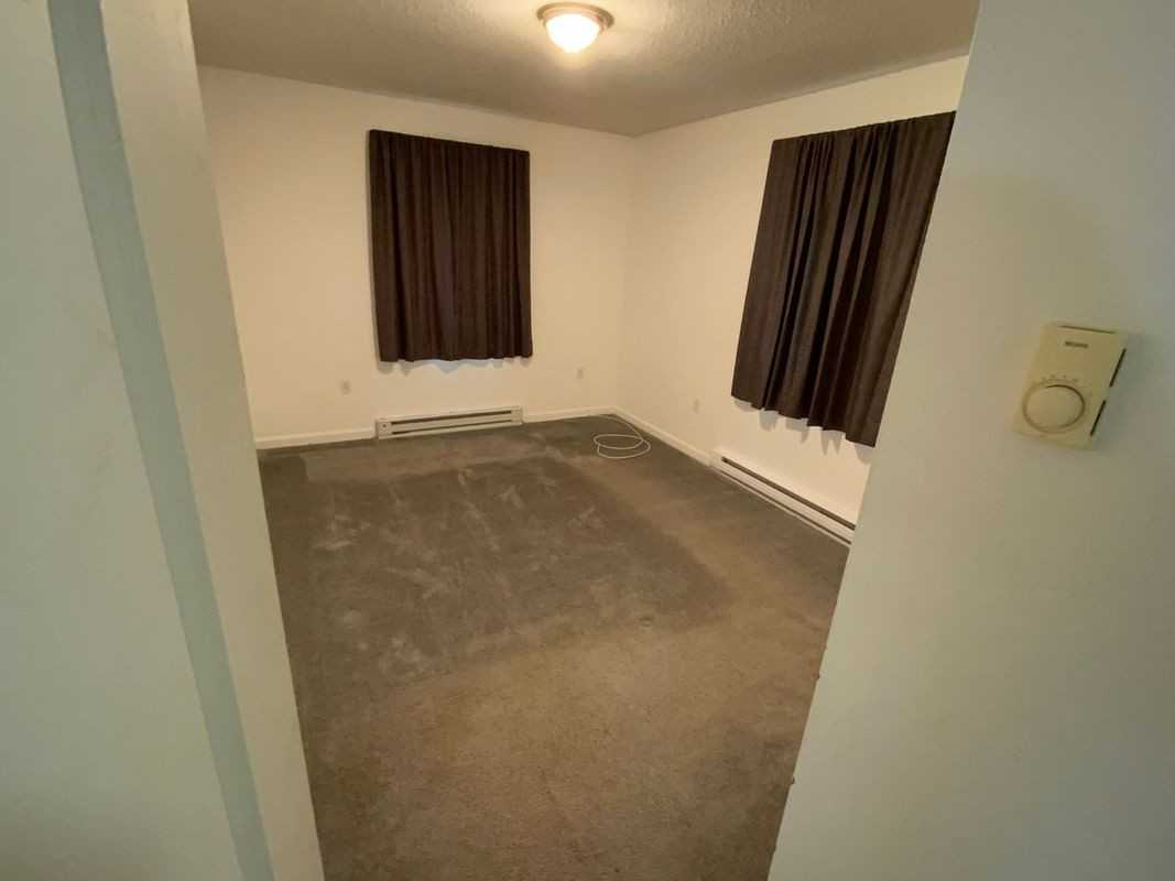 50 Sunnyside Ave - Photo 6 of 10