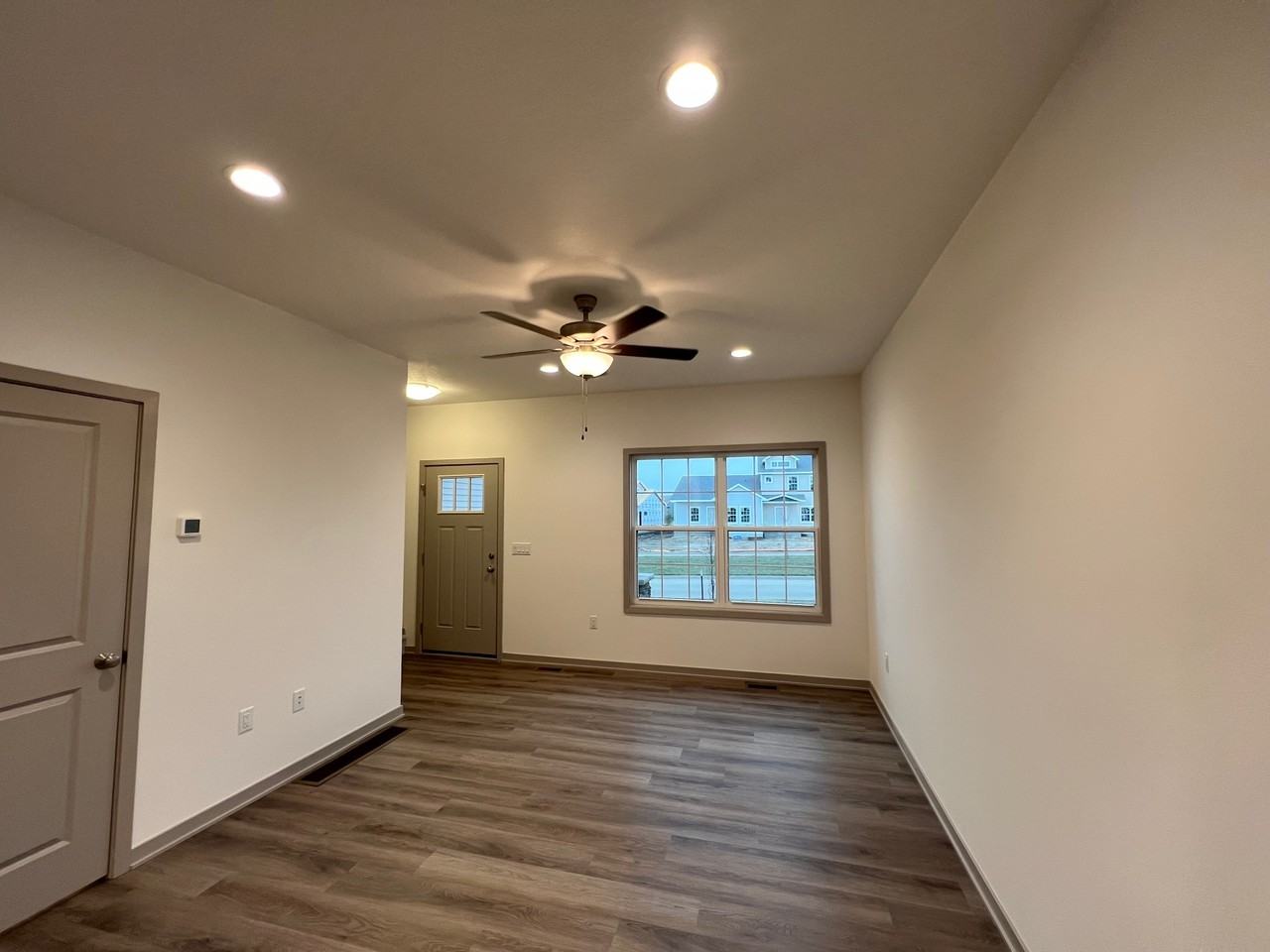 1953 S Warrior Ln #1 - Photo 5 of 22