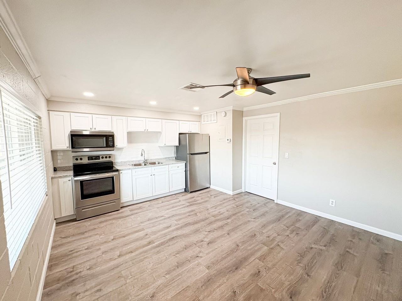 The Vines - Photo 2 of 27