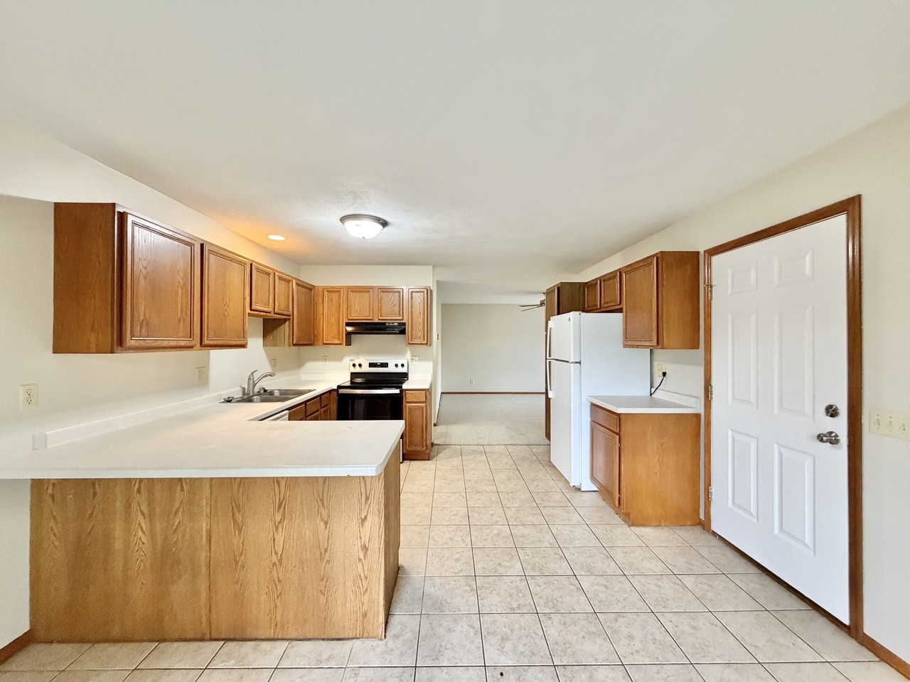 203 Marlboro Ave #203 - Photo 6 of 13