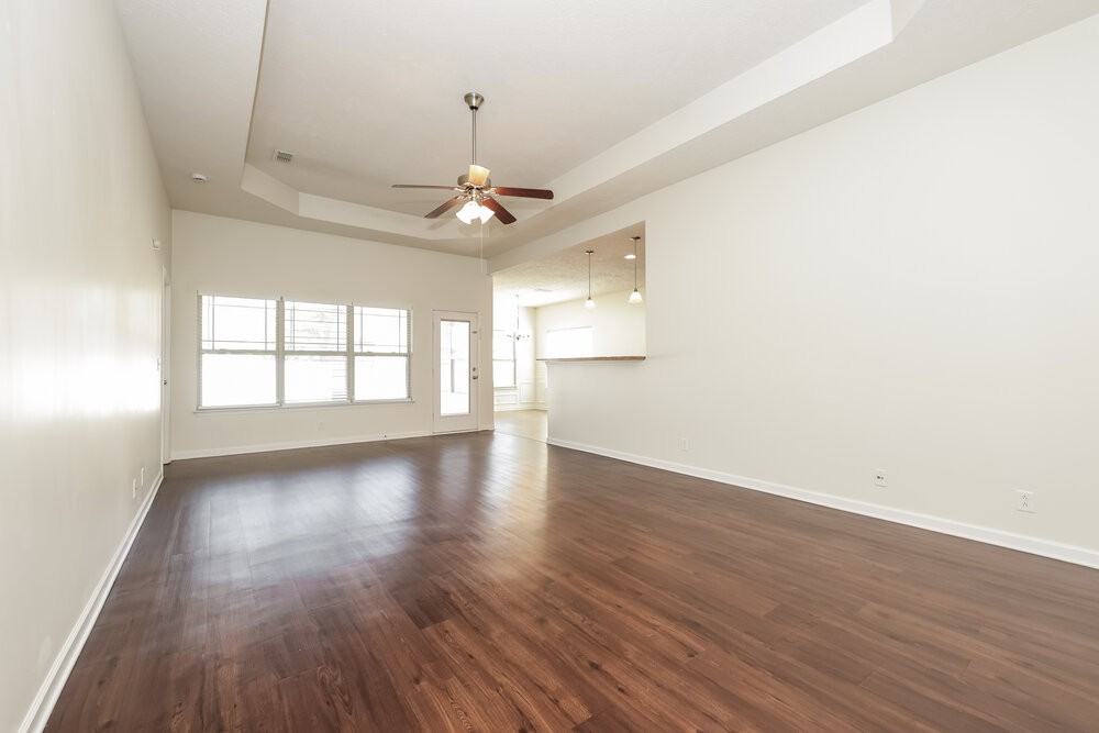 3342 Cotswold Ln - Photo 4 of 16