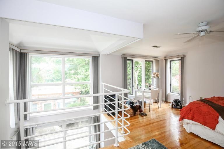 1421 34th St Nw #1 - Photo 5 of 29