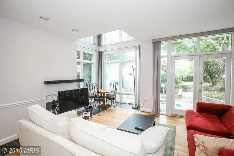 1421 34th St Nw #1 - Photo 5 of 29