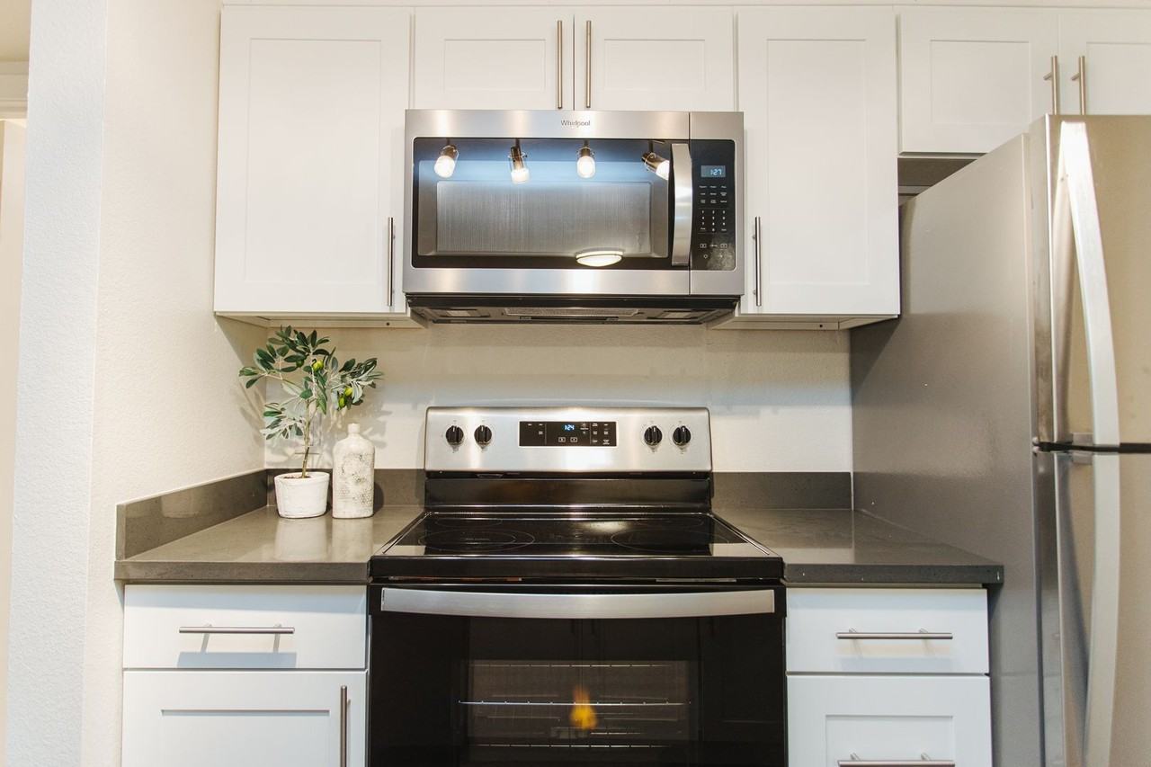 The Ballinger - Photo 2 of 17