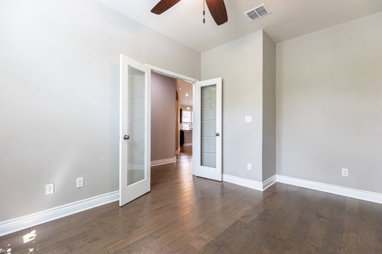 27462 Paraiso Sands - Photo 5 of 46