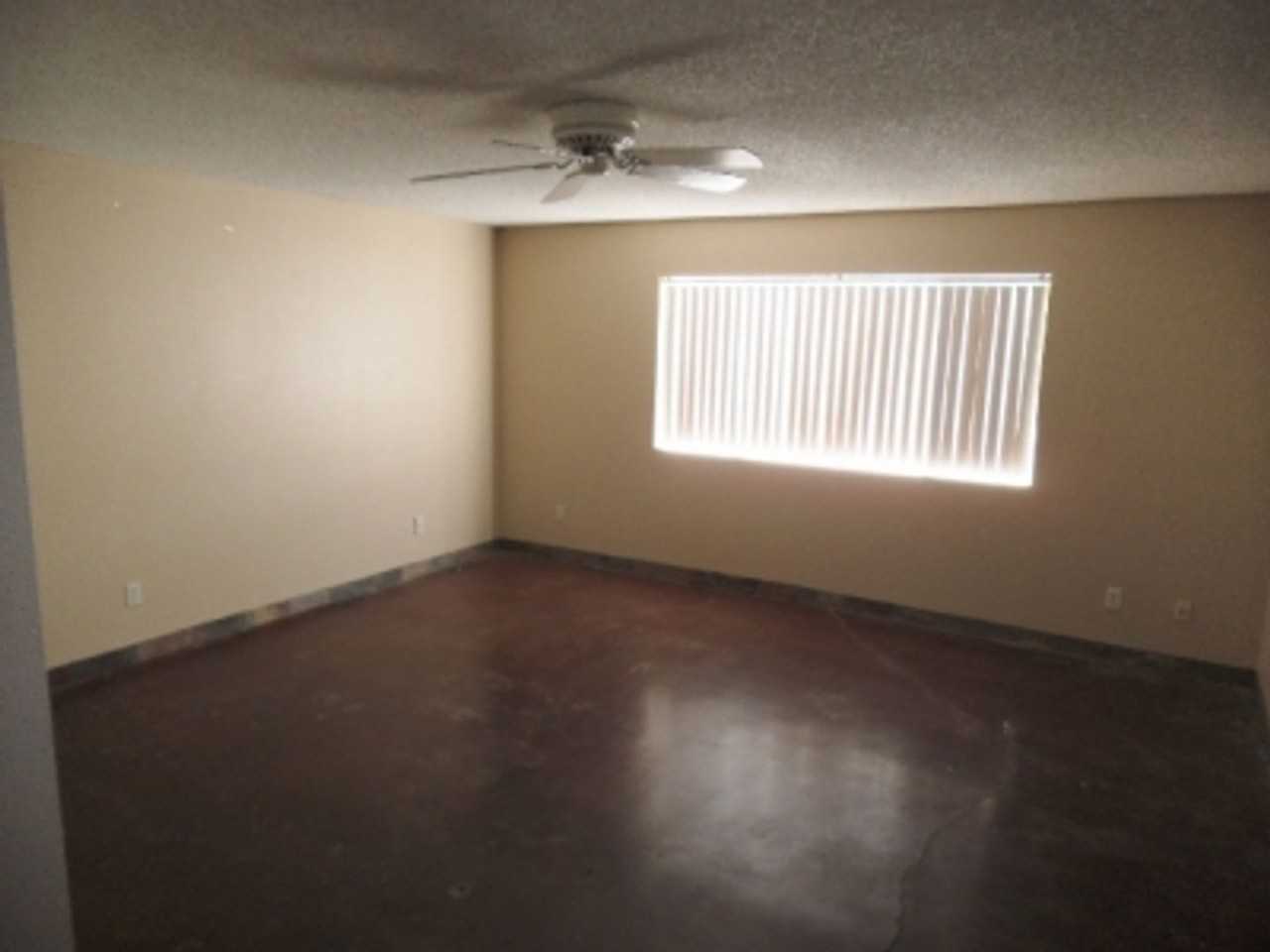 Scene 1 Condos - Photo 3 of 15