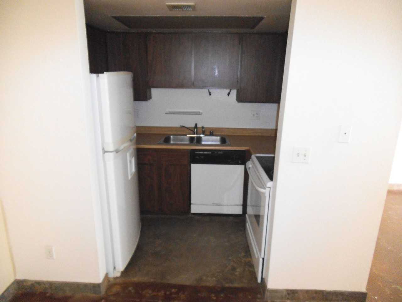 Scene 1 Condos - Photo 6 of 15