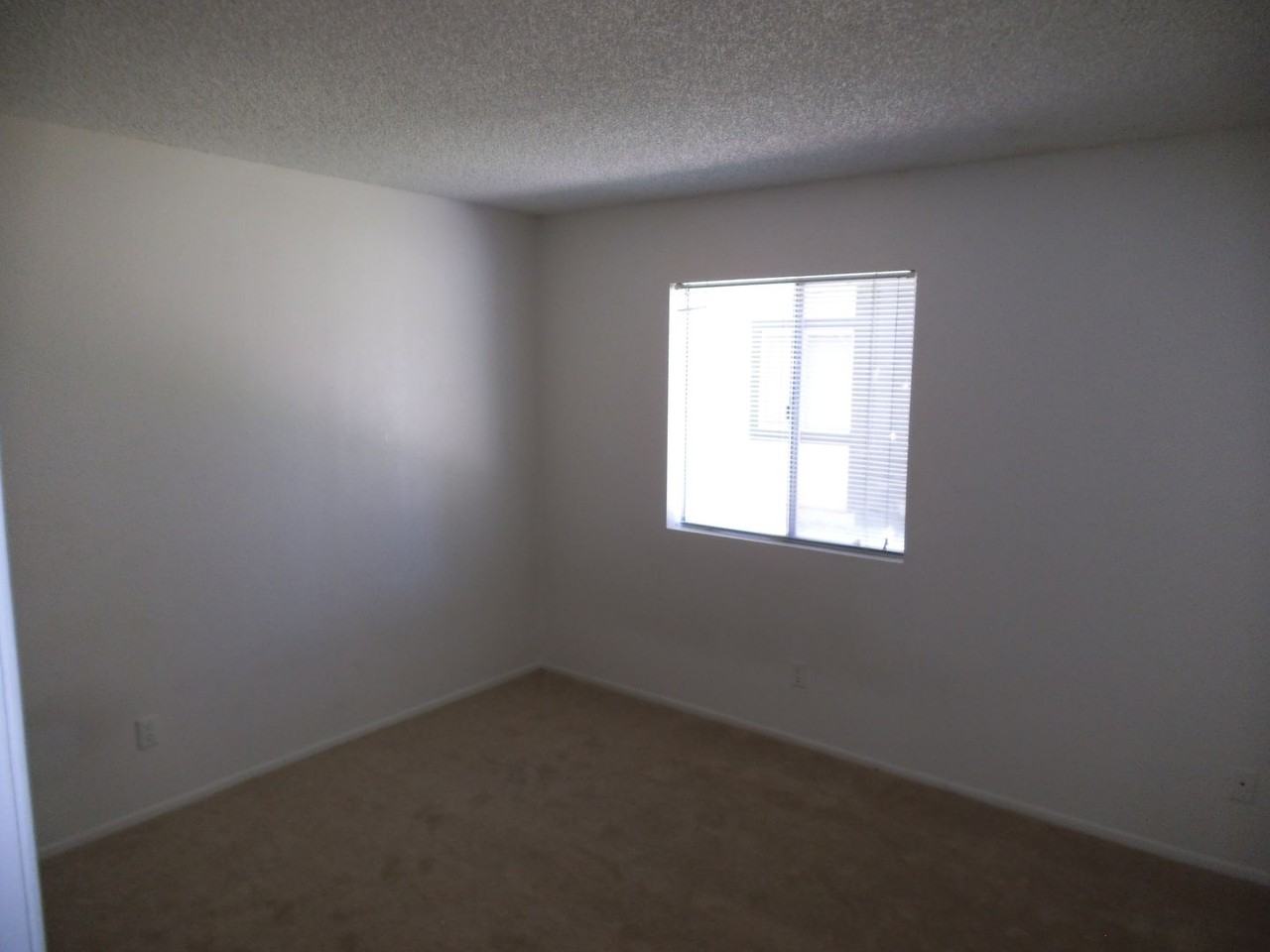 Scene 1 Condos - Photo 7 of 15