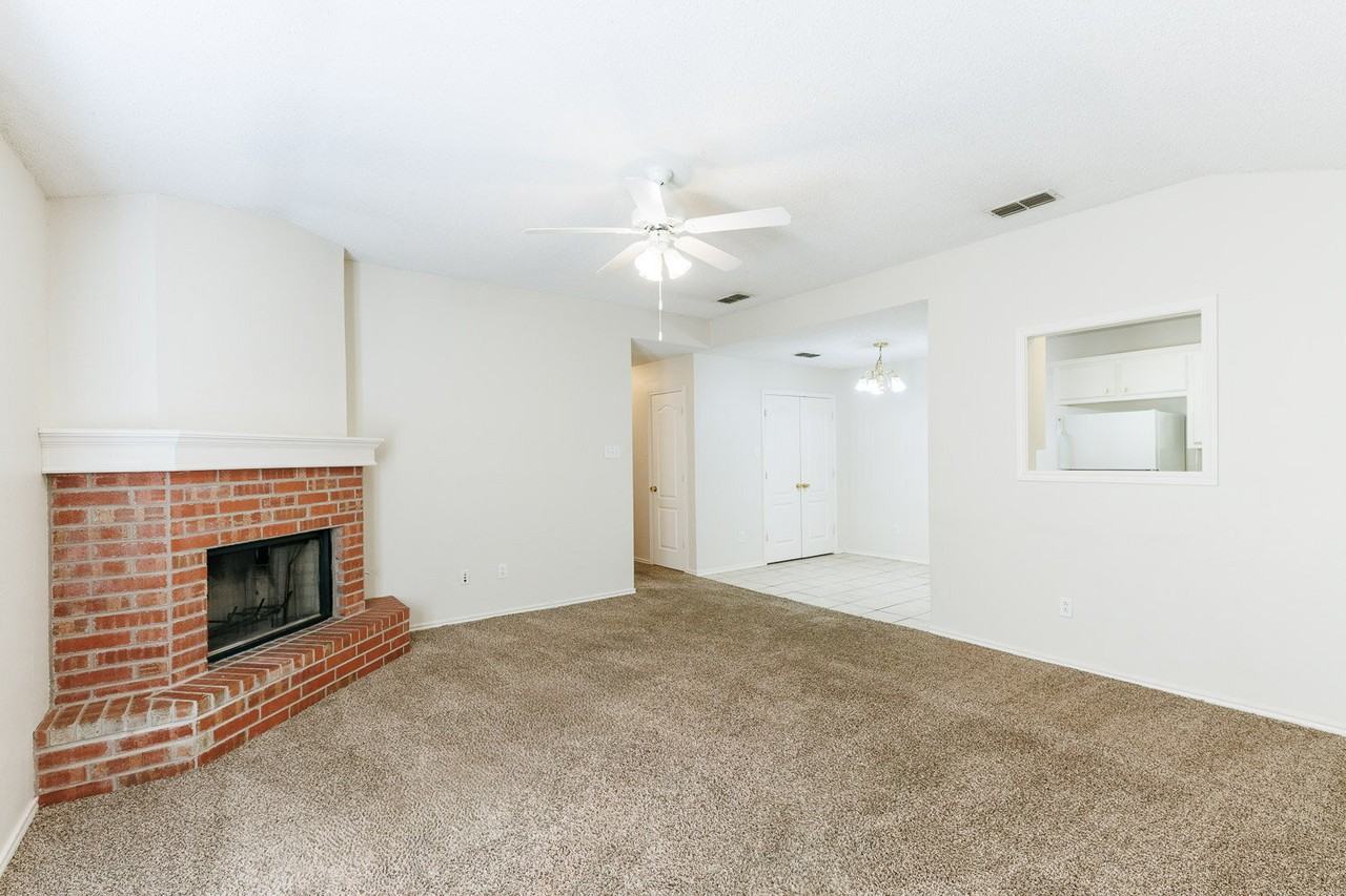 2614 81st Street - Photo 3 of 22