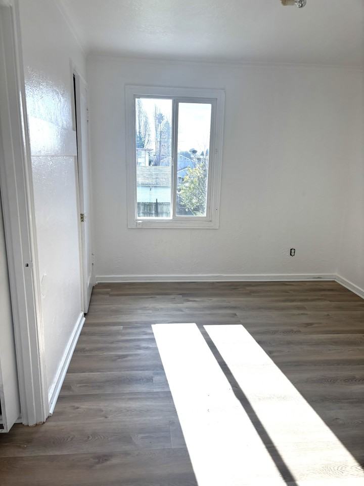 1816 Woolsey St #3 - Photo 2 of 21