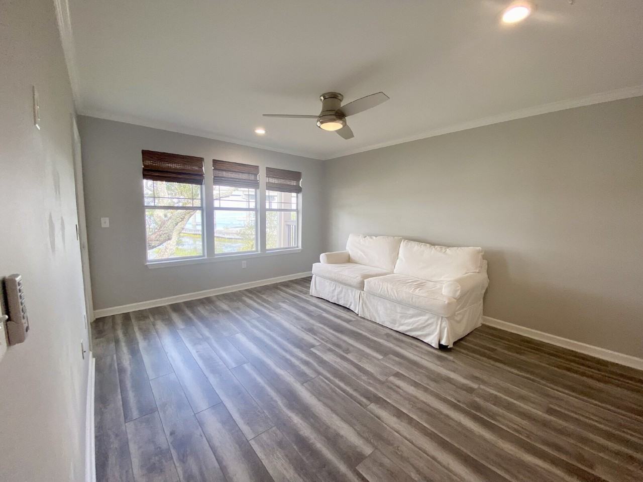 70 Helmsman Way #1424 - Photo 3 of 15