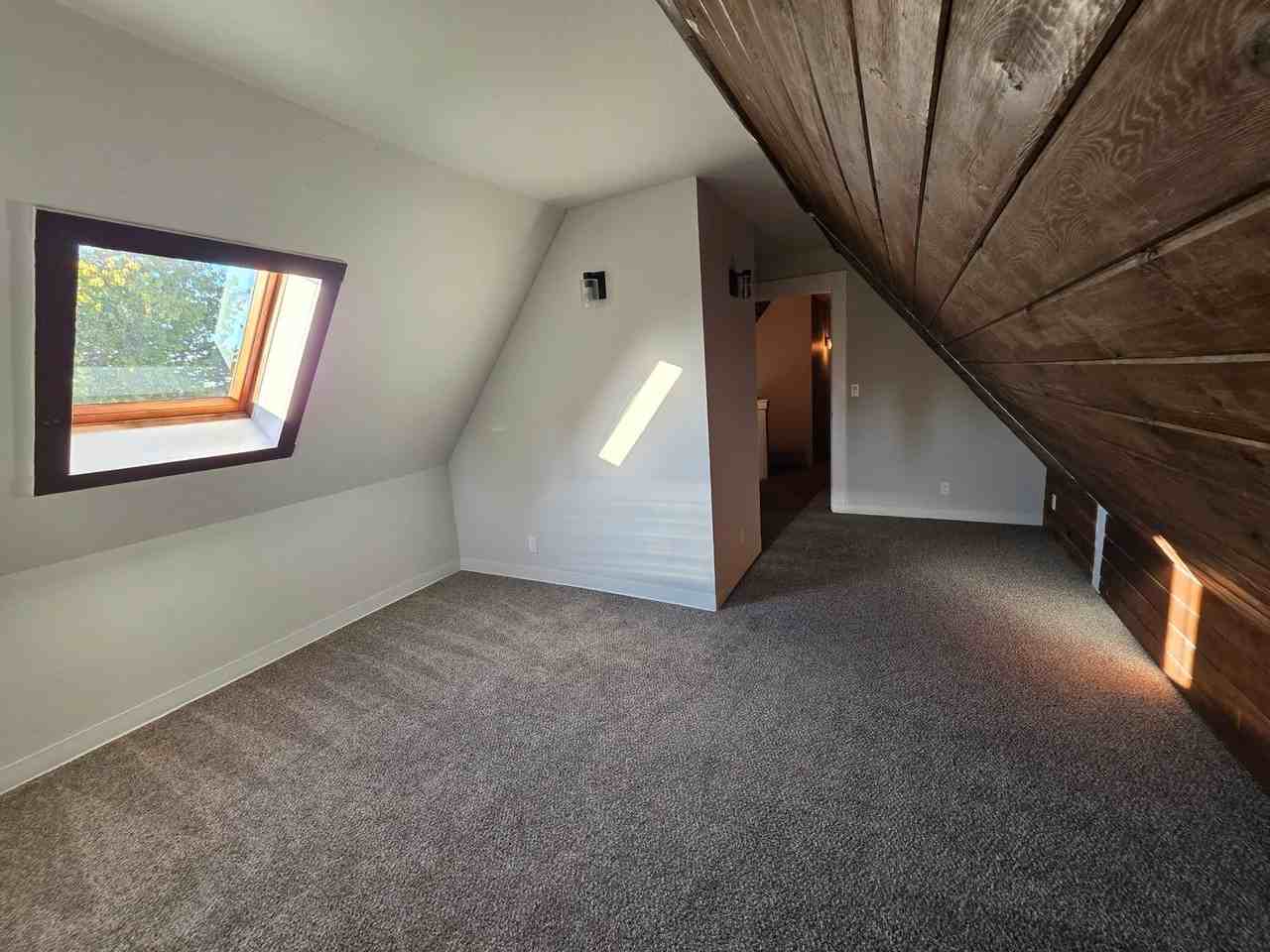 Murray House - Photo 6 of 14