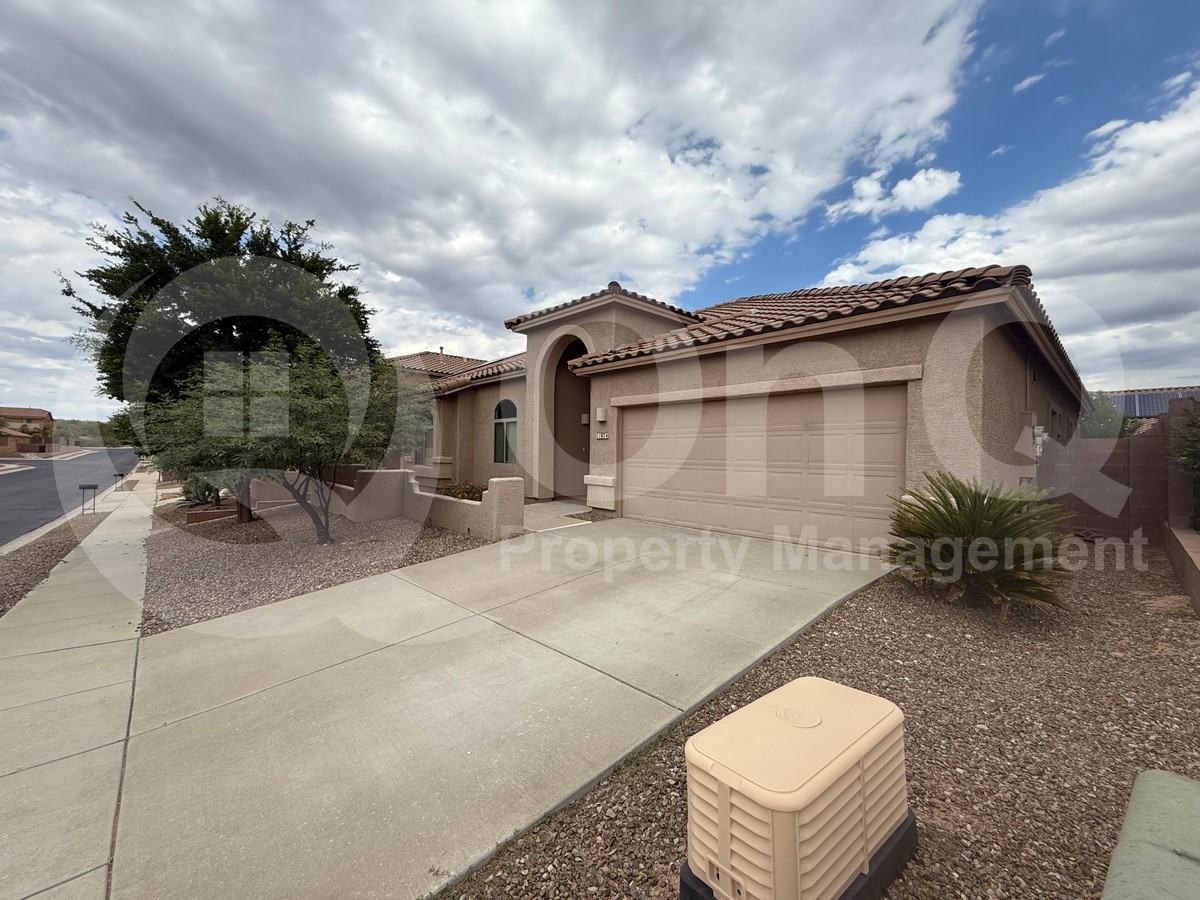 11874 N Verismo Dr - Photo 2 of 35