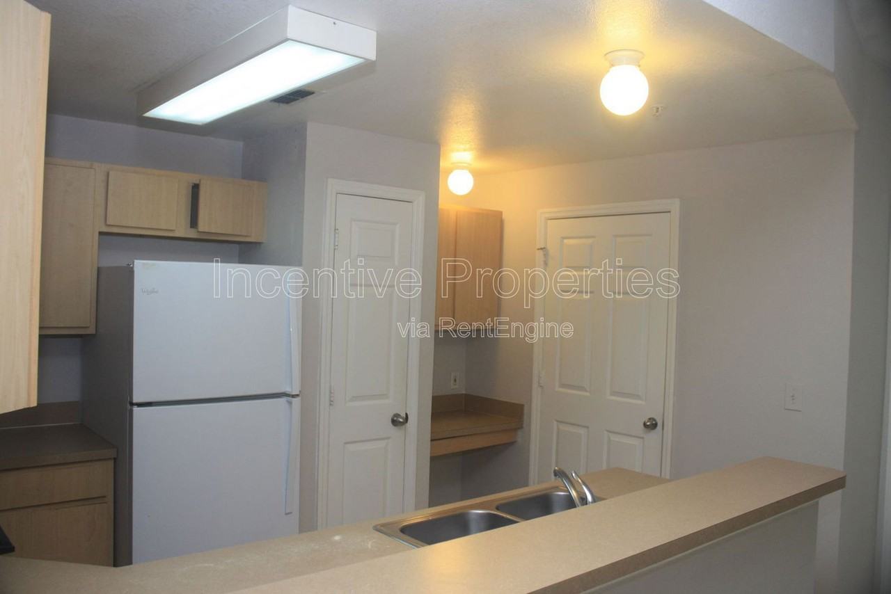 1985 Erving Circle #306 - Photo 2 of 26