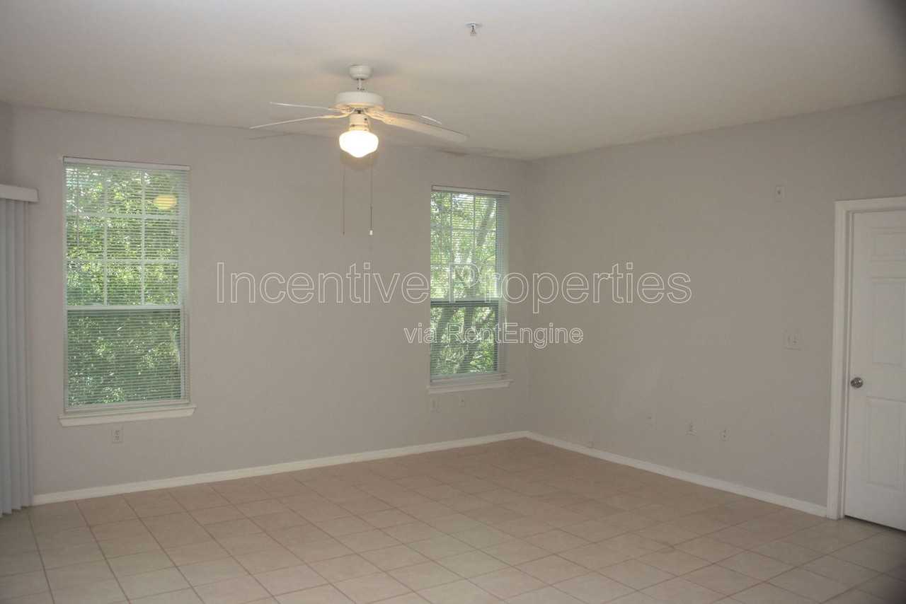 1985 Erving Circle #306 - Photo 5 of 26