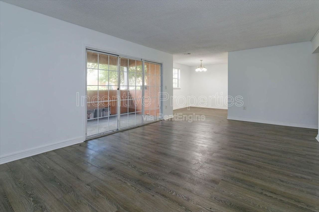 4177 Versailles Drive #G - Photo 4 of 50