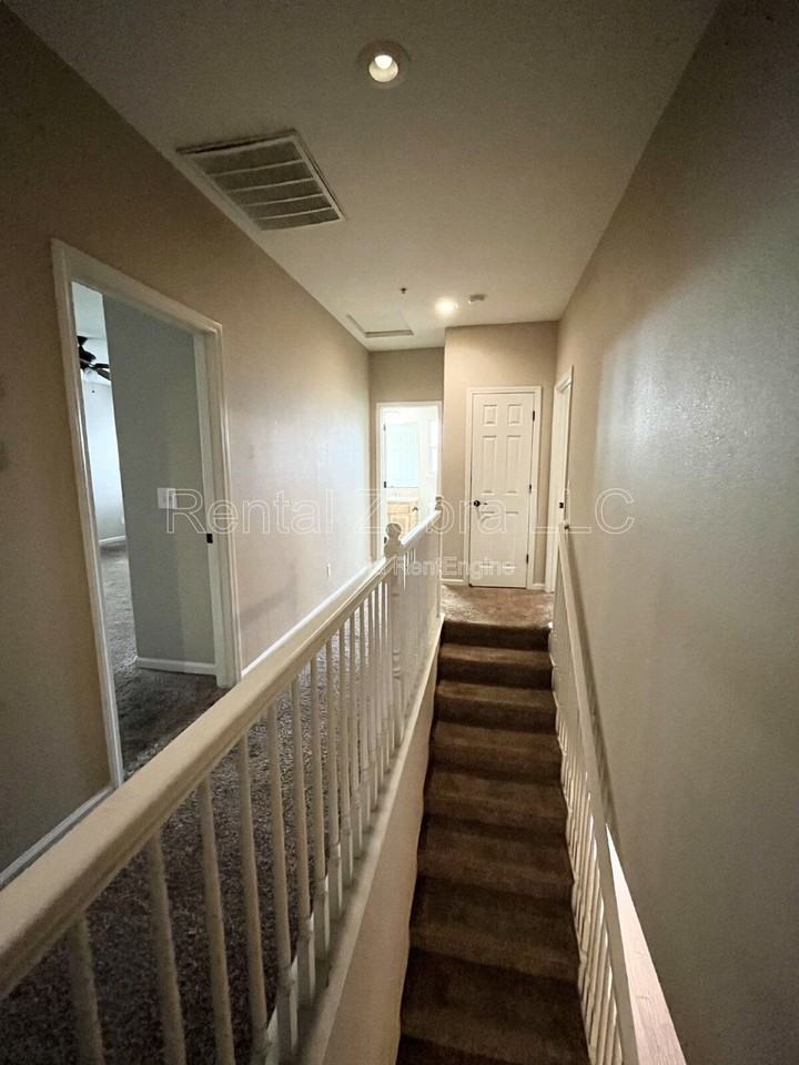 308 Olive Way - Photo 5 of 14