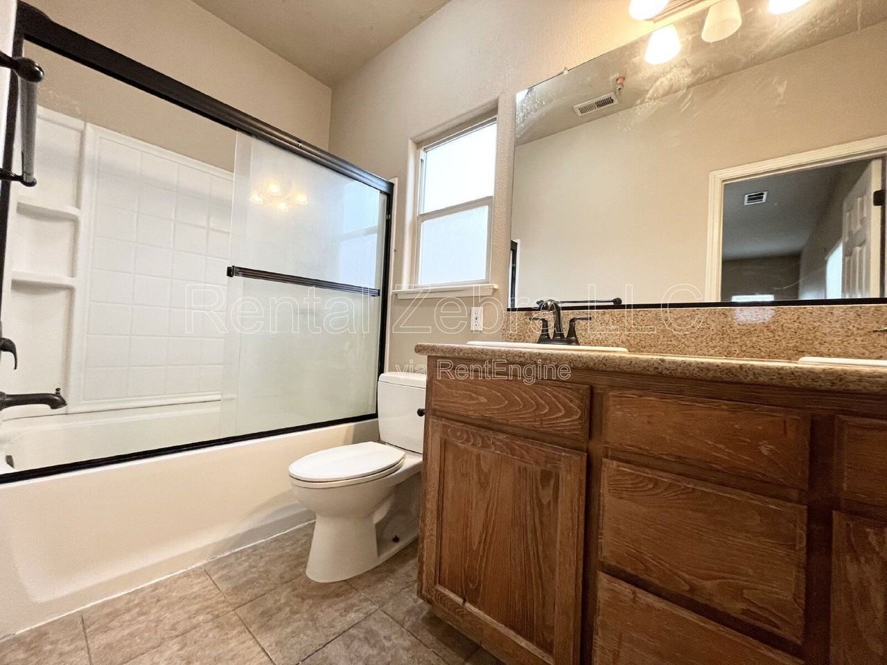 308 Olive Way - Photo 7 of 14