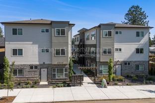 6020 N Astor St #9 - Photo 1 of 1