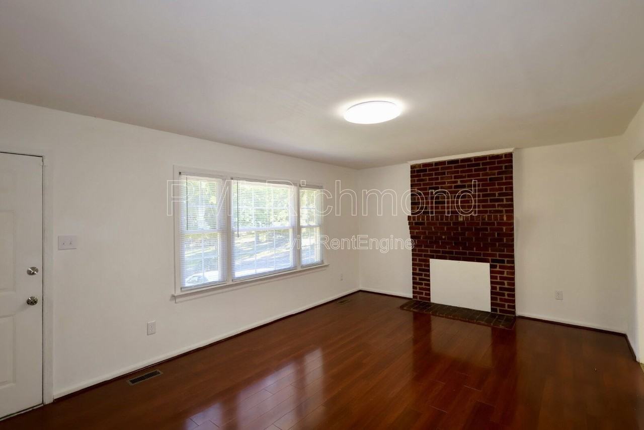 2728 Grantwood Road - Photo 6 of 21