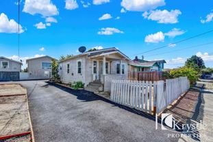 320 Evans Ave - Photo 1 of 1