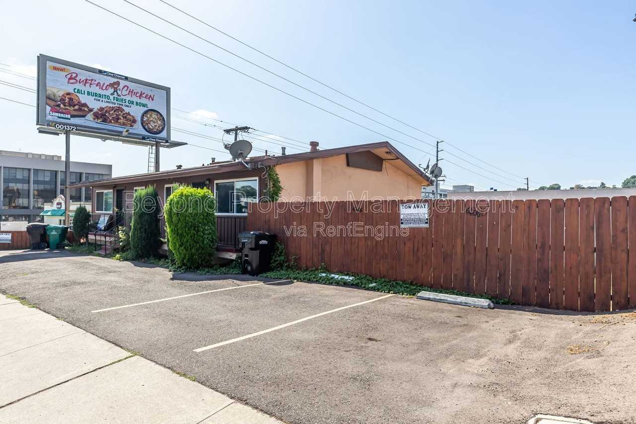 6206 Mission Gorge Rd - Photo 3 of 12