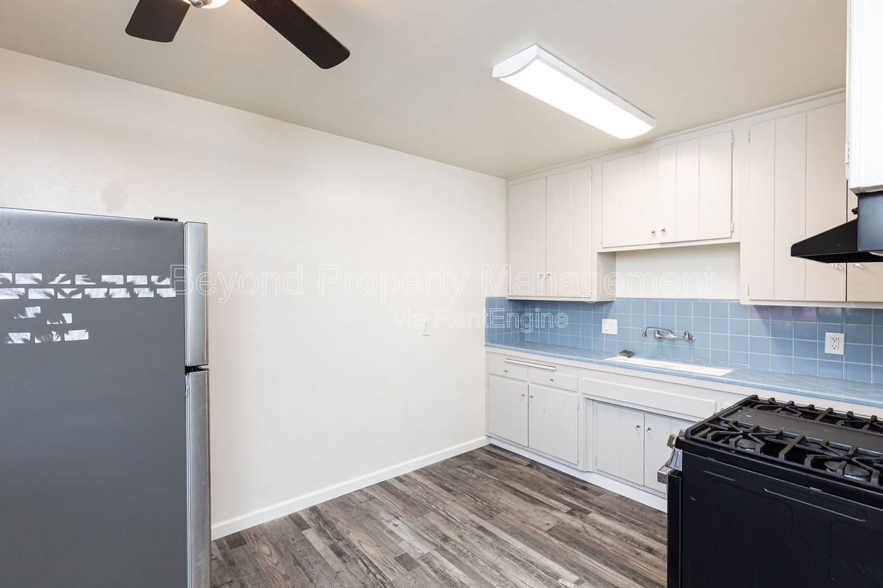 6206 Mission Gorge Rd - Photo 5 of 12