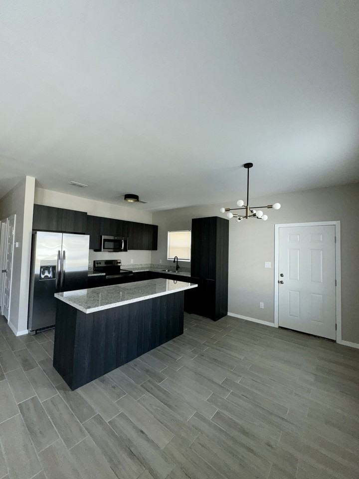 5705 Puffin Ave #1 - Photo 3 of 10