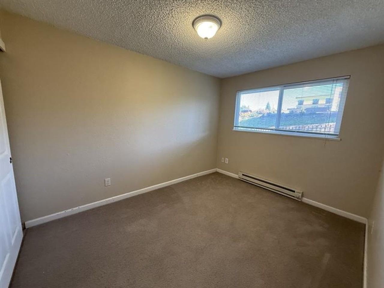 18675 Nw Shadow Ln - Photo 6 of 9