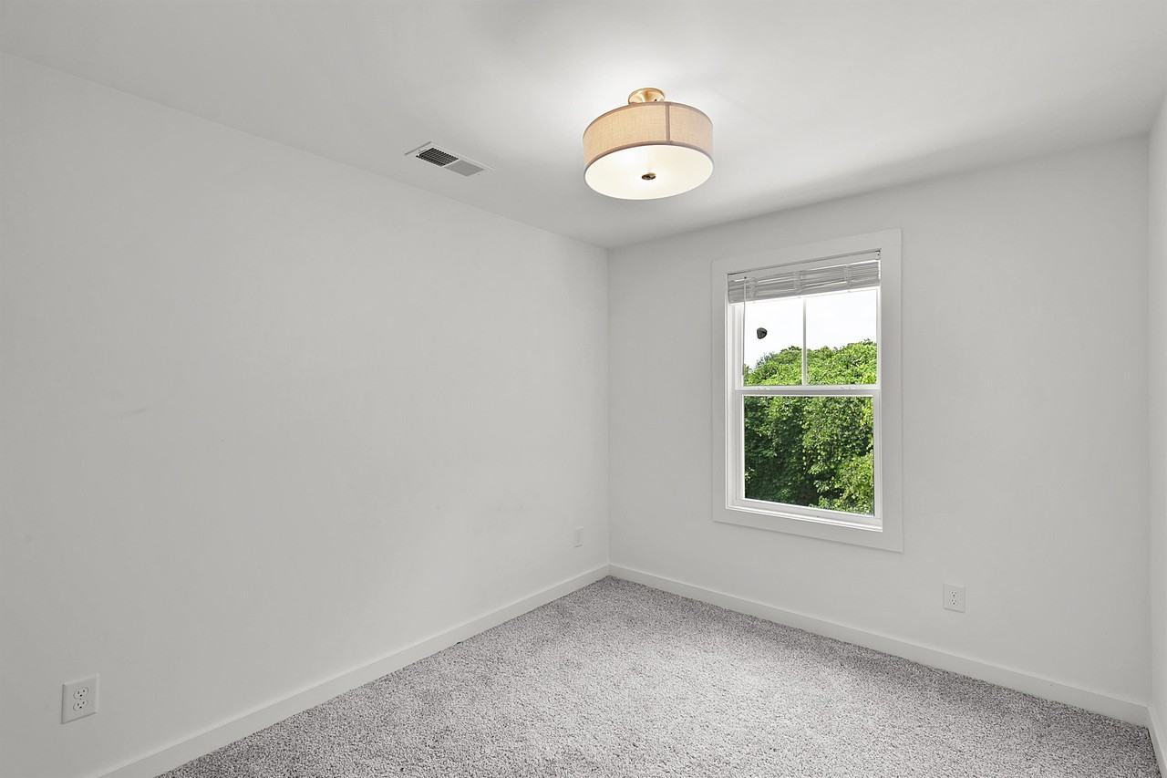 317 Lambuth Blvd #L - Photo 2 of 24