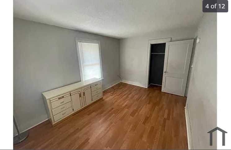 805 E 4th St - Photo 2 of 12