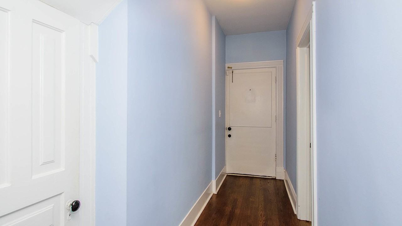 807 Lawrence St #1 - Photo 7 of 22